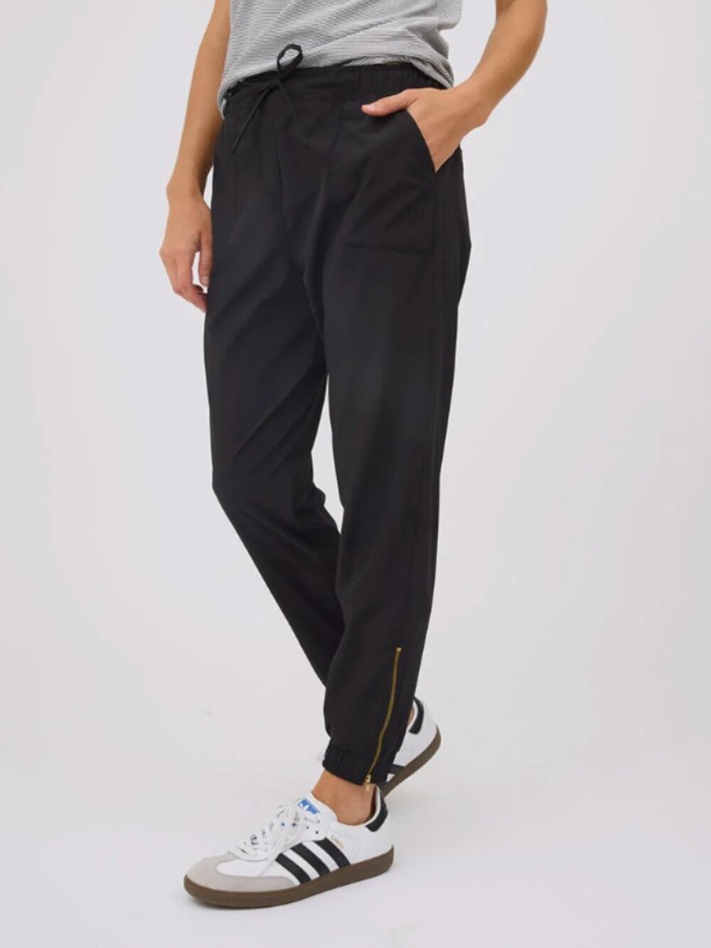 Albion Zip Ankle Lightweight Joggers Size Large Women's